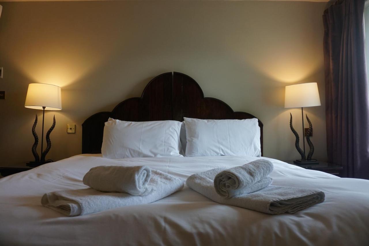 Hotel The Pembroke Arms Wilton  Zimmer foto