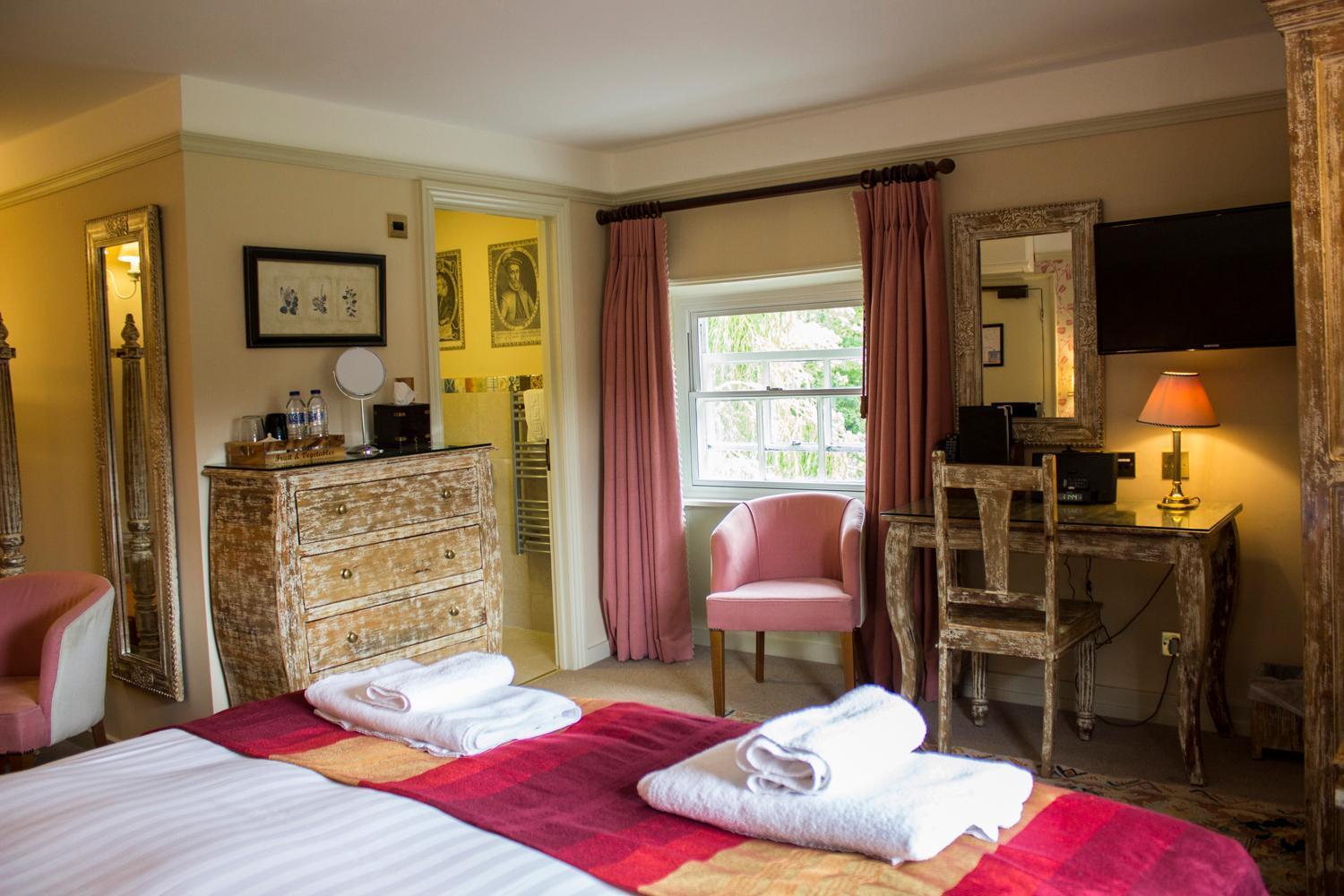 Hotel The Pembroke Arms Wilton  Zimmer foto